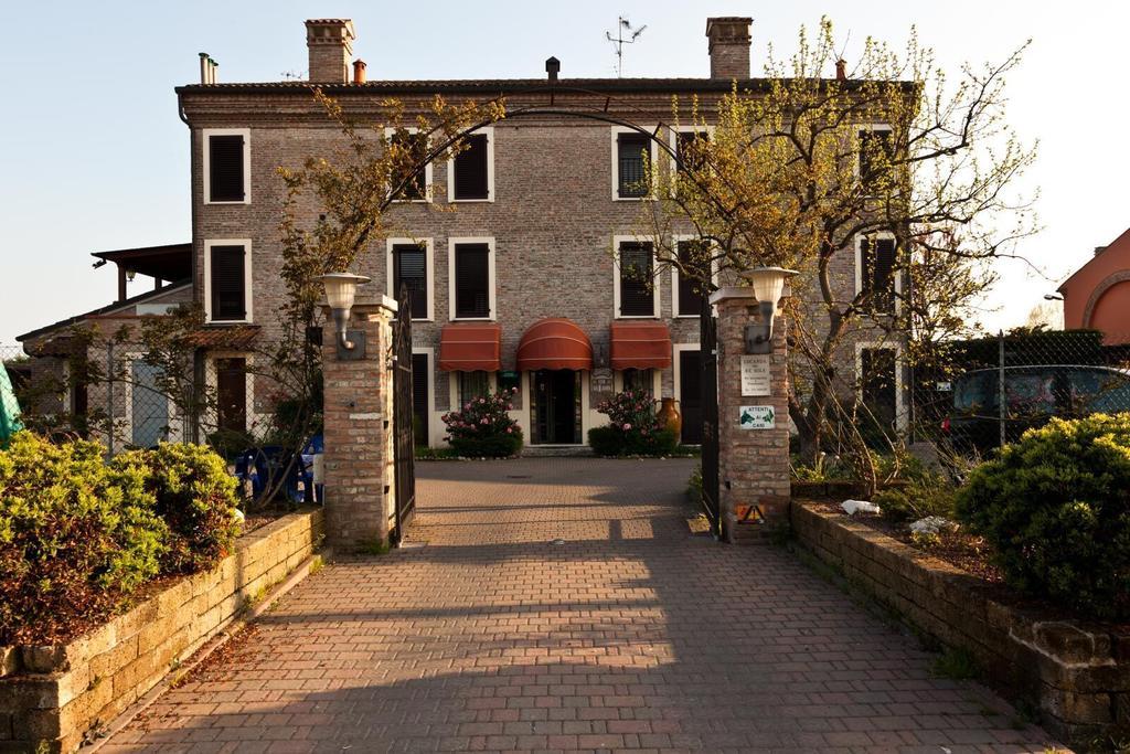 Locanda Del Re Sole Ferrara Værelse billede